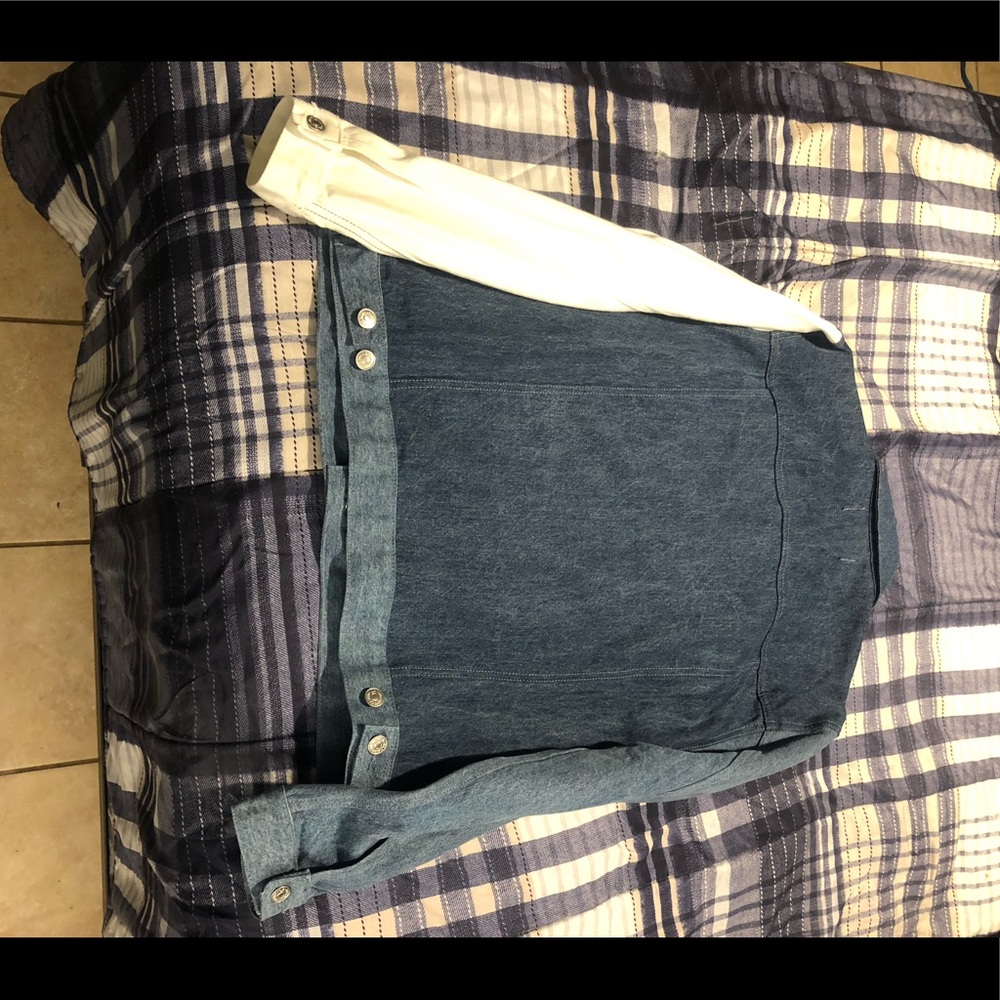 Jean jacket - Picture 2 of 3
